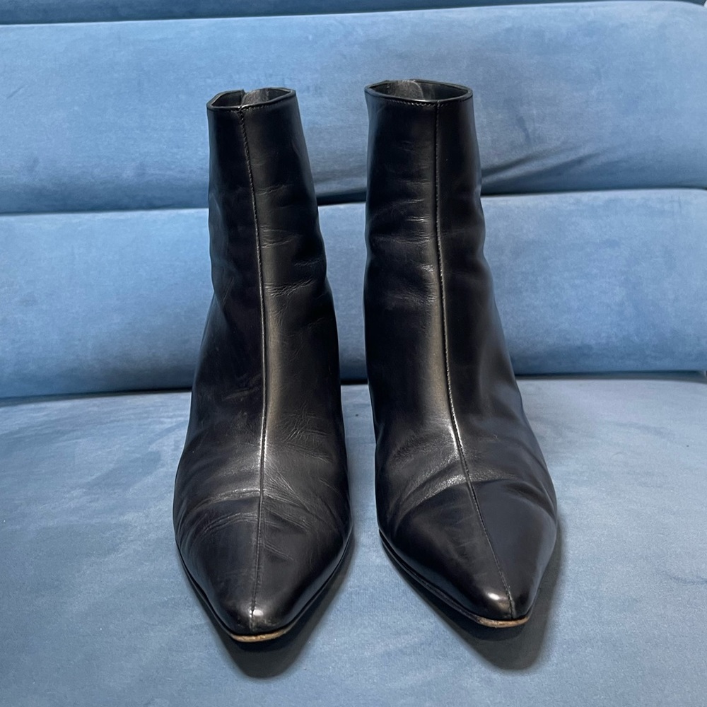 Salvatore Ferragamo Black Leather Heeled Booties Size 5.5